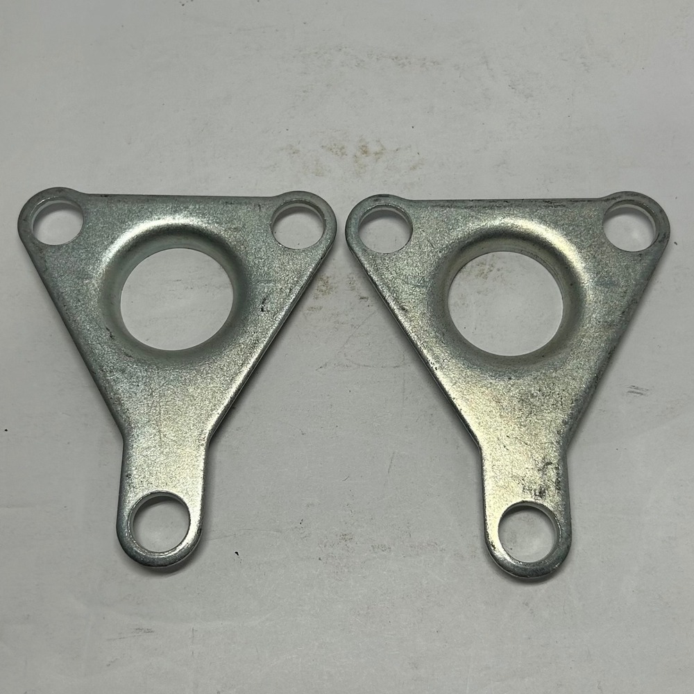 Lawn-Boy Crankshaft Support Plate 609786 Pair Metal Replacement Parts
